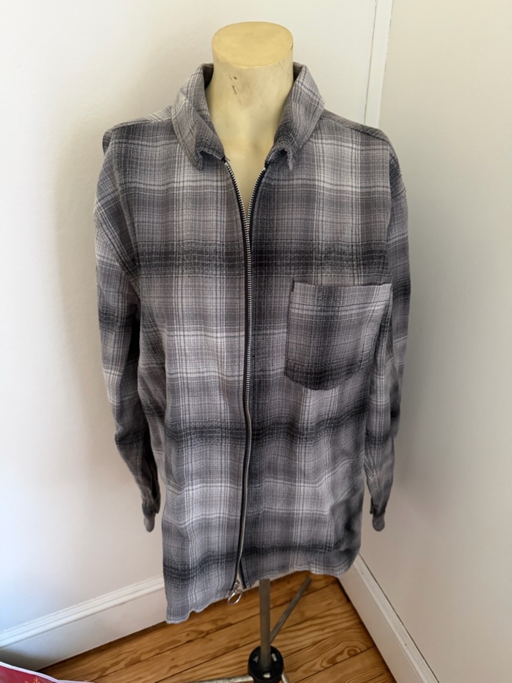 PacSun Gray Black Plaid Lightweight Shirt Jacket